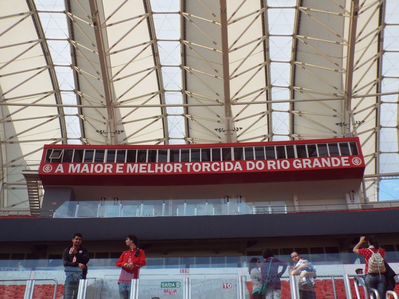 leisure activity, lifestyles, western script, gigante da beira rio, 4K, built structure, football, architecture, city, real people, low angle view, building exterior