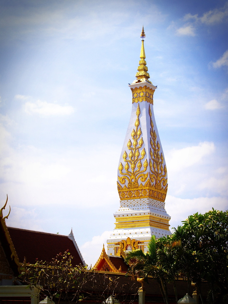 spire, place of worship, temple, sot, buddha, thailand, asia, day, monk, landmark, province, attractive, church, 2K, that, low angle view, outdoors, phra that