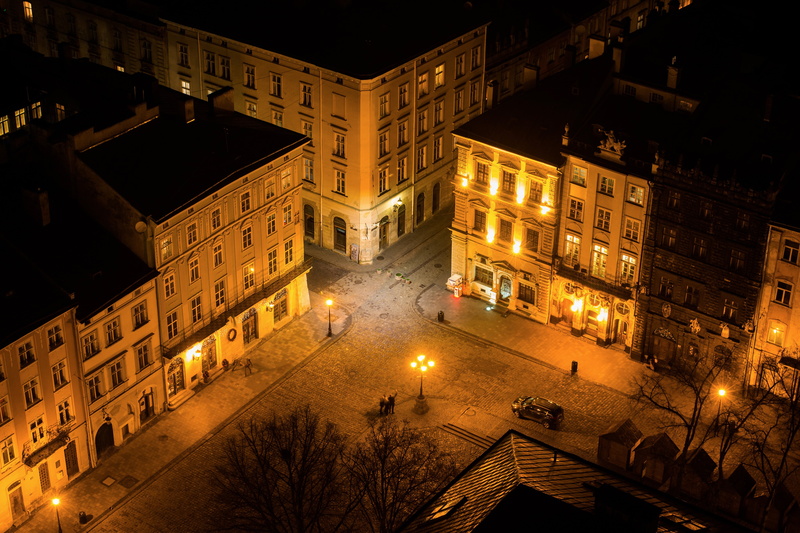 nature, sculpture, style, city, tourism, night, house, high angle view, euro, lights, europe, tourist, ukrainian language, canal, center, building, street