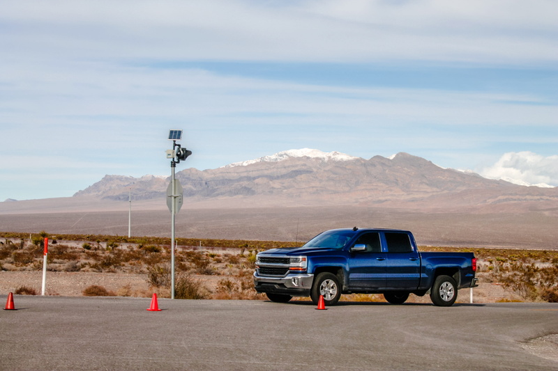 landmark, land Vehicle, Las Vegas, famous, architecture, highway, day, sign, 4K, street, tourism, travel Locations, neon, cloud - sky, urban, transportation