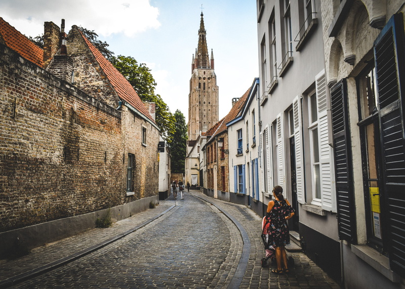 one person, transportation, street, sky, brugge, picturesque, buildings, old, city, men, historical, leisure activity, 5K, rear view, alley, architecture