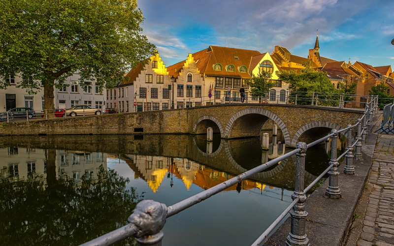 the sun, trees, Belgium, the sky, 2K, home, bridge, channel, Brugge, clouds