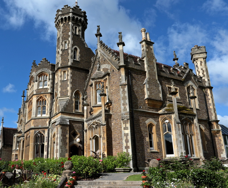 the past, history, Oakley Court, country, 4K, ancient, architectural column, travel destinations, sky, belief, architecture, place of worship, rocky horror picture show house