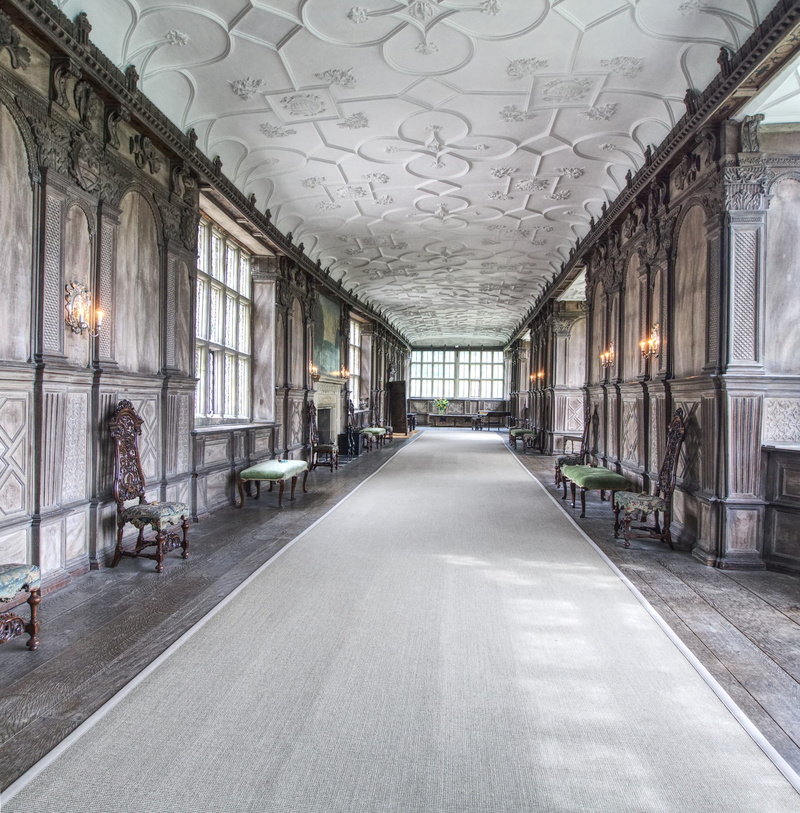 diminishing perspective, no people, empty, direction, manor house, flooring, 2K, ceiling, the past, oak panelling, building, nature, lighting equipment