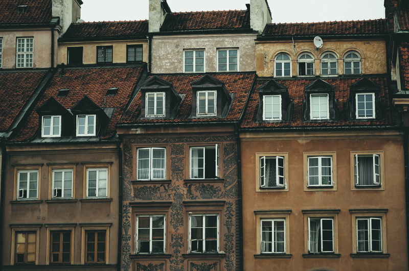 rooftop, house, old building, home, neighborhood, 4K, overcast, exterior, in a row, apartment, repetition, townhouse, no people, concrete, outdoors, window
