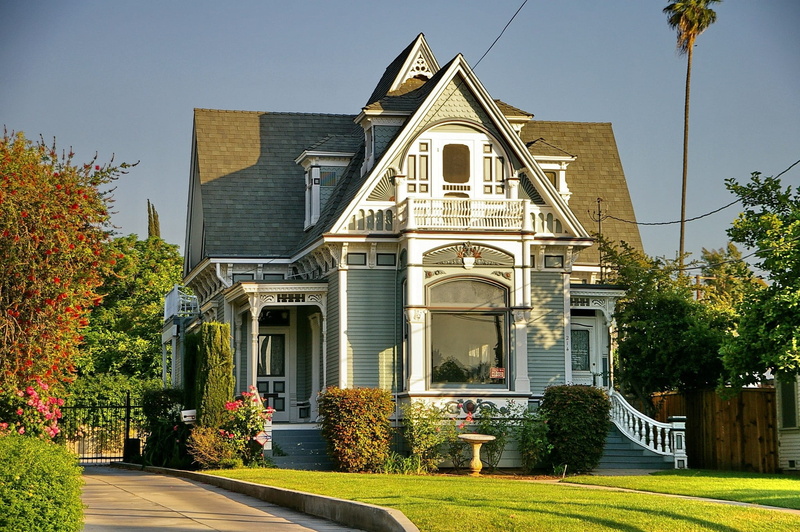 house, residential district, lawn, california, luxury, built structure, no people, outdoors, gray, socal, building, residential building, victorian style