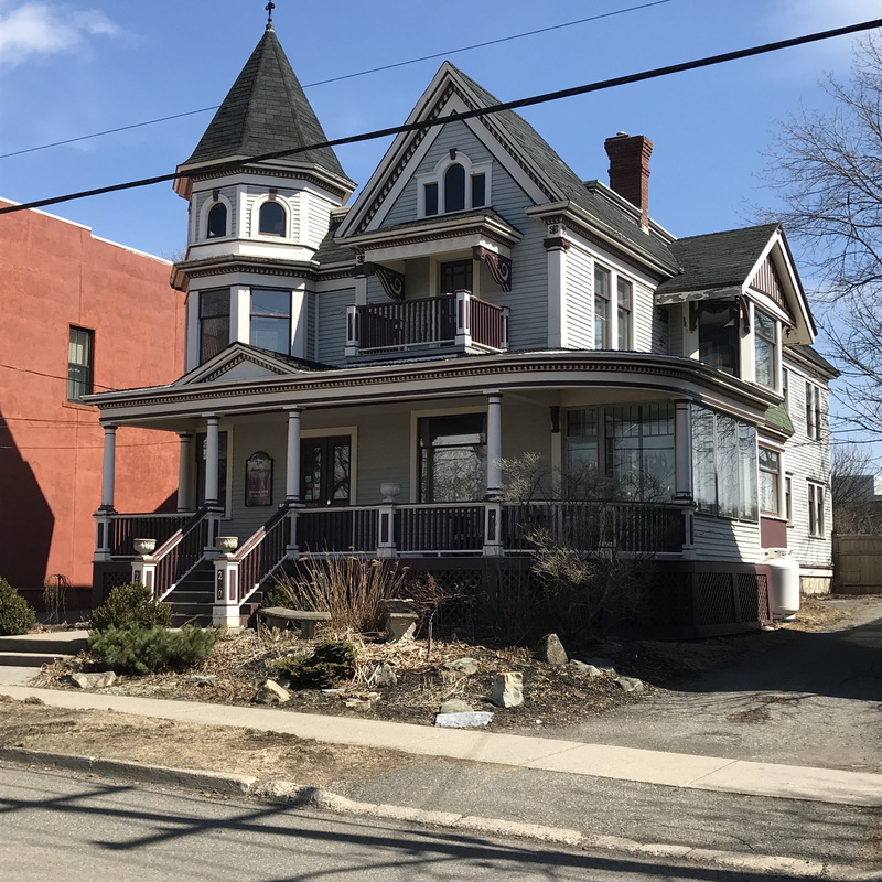 built structure, sunlight, family, fancy, shadow, tree, 2K, residential district, building, road, architecture, sky, window, old, plant, city, outdoors
