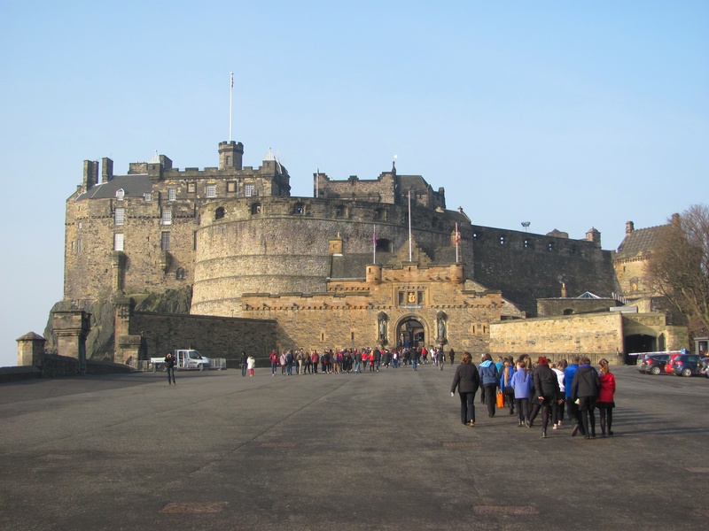 travel destinations, walkway, ancient, travel, large group of people, group of people, tourists, castle, outside, people, building, tourism, tourist, blue