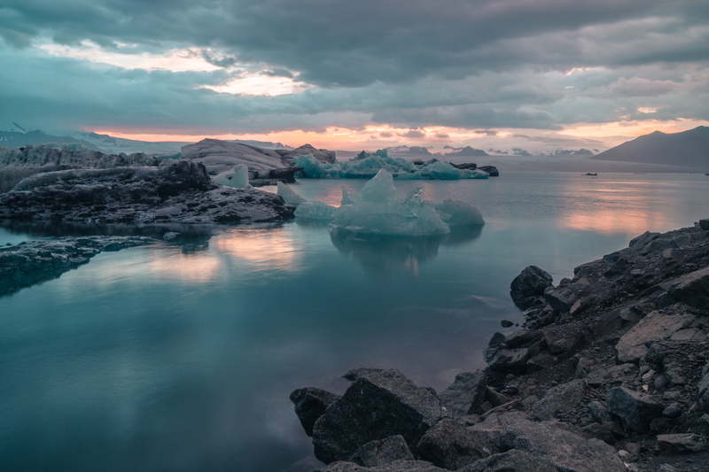 winter, non-urban scene, cloud - sky, rock - object, tranquil scene, no people, sky, 5K, glacier, solid, cloud, snow, water, reflection, grey, ice, mountain