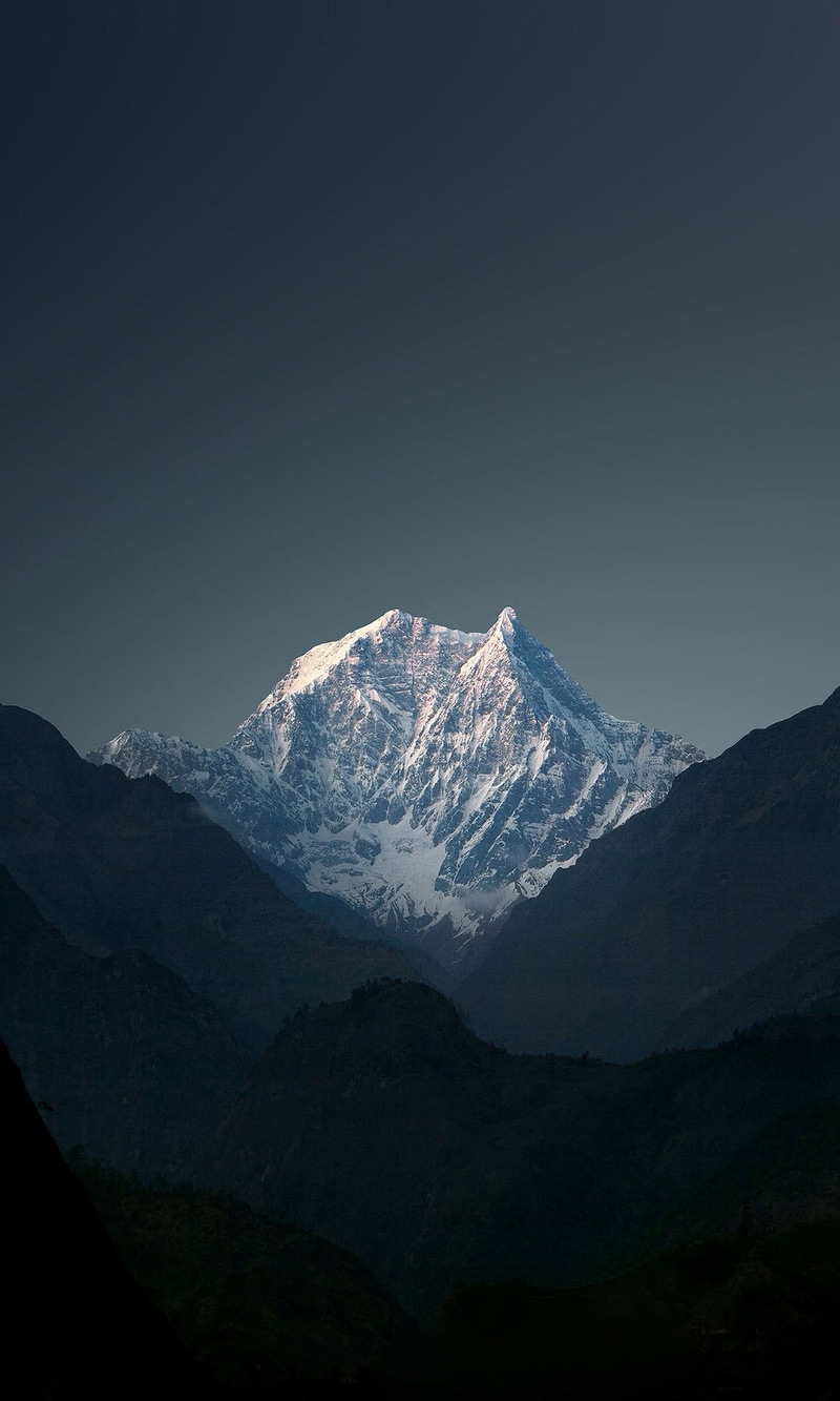 mountain range, land, tranquil scene, minimalism, mountain peak, environment, winter, sky, mountains, capped, landscape, nature, snowcapped mountain, tranquility