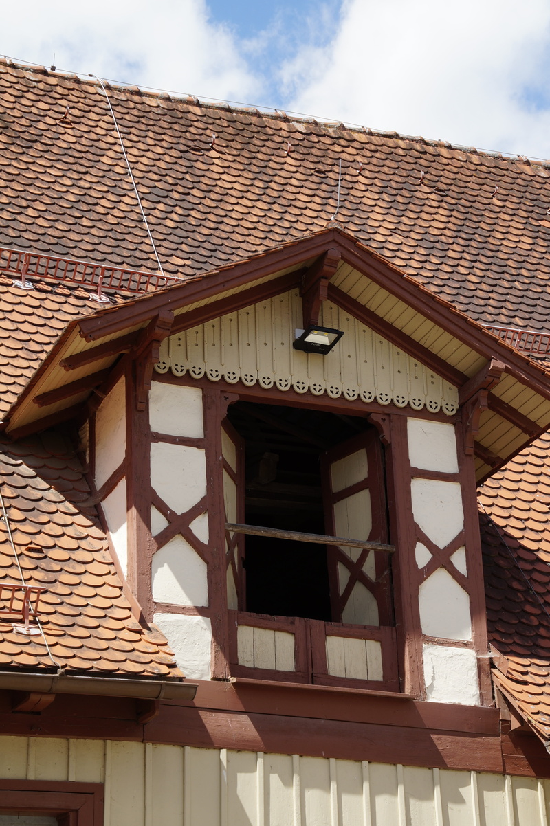 old, dormer, built structure, house, sky, nature, outdoors, detail, sunlight, window, no people, architecture, brown, truss, roof tile, pattern, day, building exterior