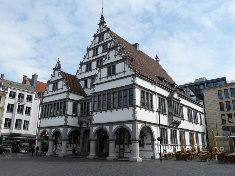 residential district, architecture, building, 4K, city, low angle view, lower saxony, nature, travel destinations, the past, history, town, arch, window