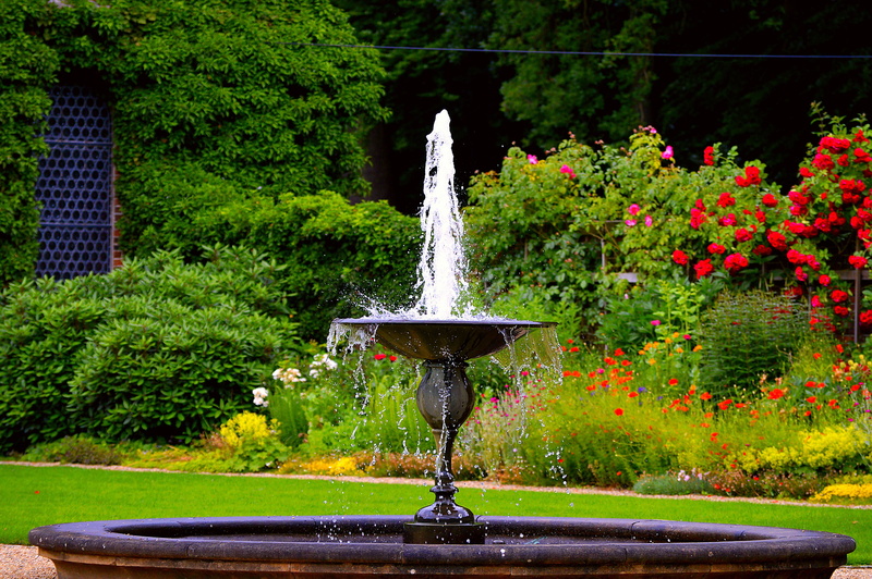 flowing water, bubble, 4K, splashing, wet, motion, moist, spring, water fountain, green color, architecture, green, water, ornamental garden, spraying