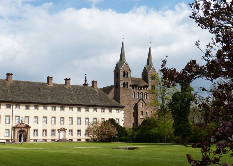 spire, historically, building, nature, tower, history, lawn, unesco world heritage, unesco, sky, architecture, lower saxony, facade, höxter, no people