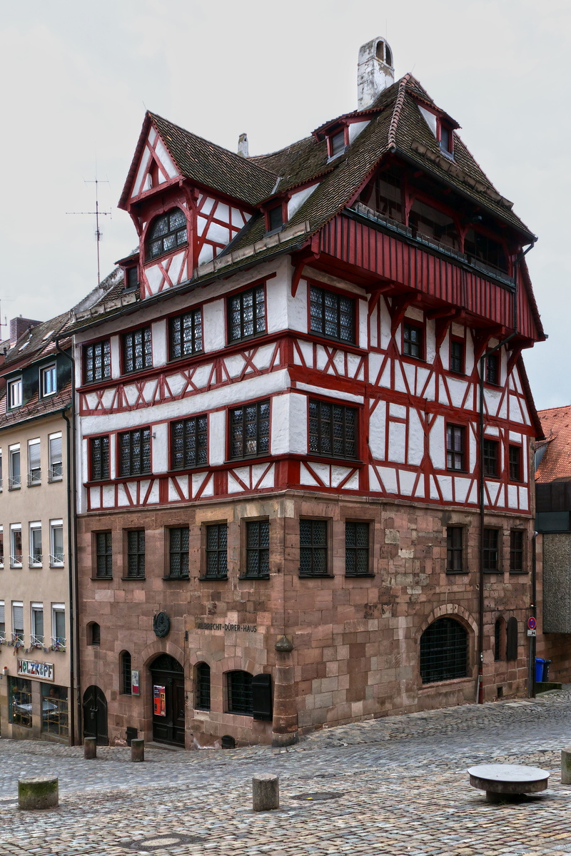 5K, building exterior, albrecht dürer house, franconian, sky, facade, tourism, house, middle ages, nuremberg, water, window, dürer house, architecture