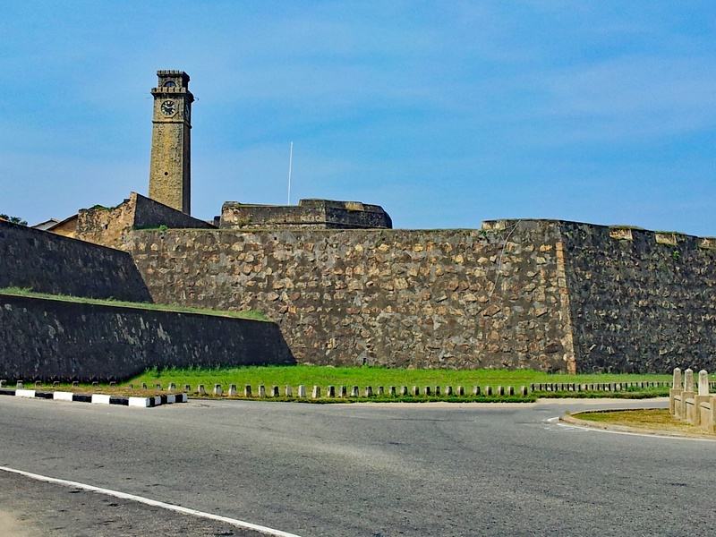 fort, stone wall, world heritage, guidance, western script, outdoors, text, sign, sky, world heritage site, building exterior, the past, bile, building