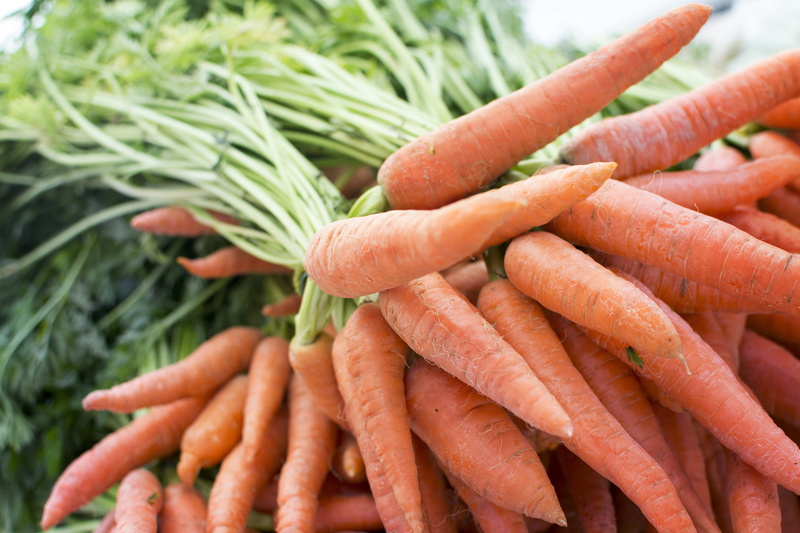 retail, blog, bc, kitchen, raw, abundance, 4K, food, group, columbia, sweet, table, orange color, eating, green, wooden, british, market, carrot, plant