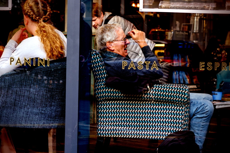 casual clothing, men, people, break, behind, seat, real people, coffee shop, senior women, group of people, pastum, wearing, human, woman, long, person