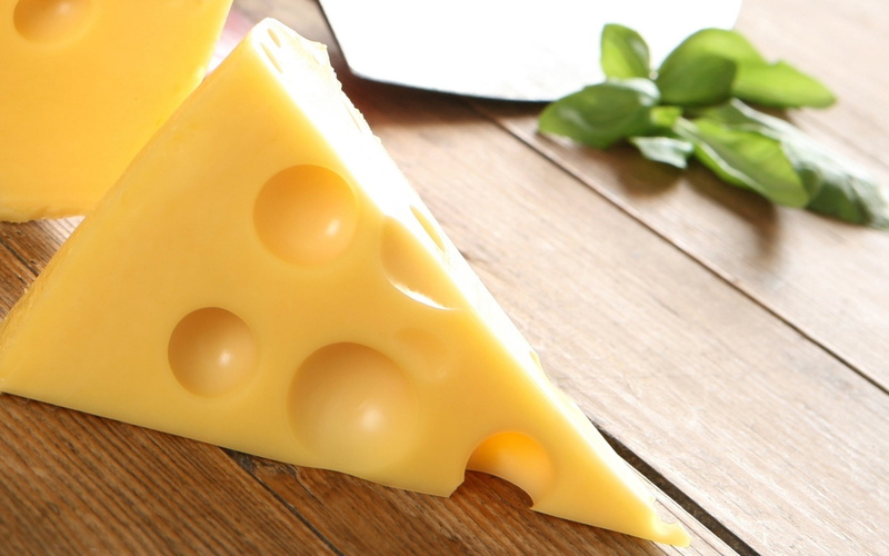 edam, no People, leaf, food, hole, plant part, merchandise, cheese, still life, piece, meal, pasta, yellow, cooking, cutting Board, organic, swiss, dairy Product