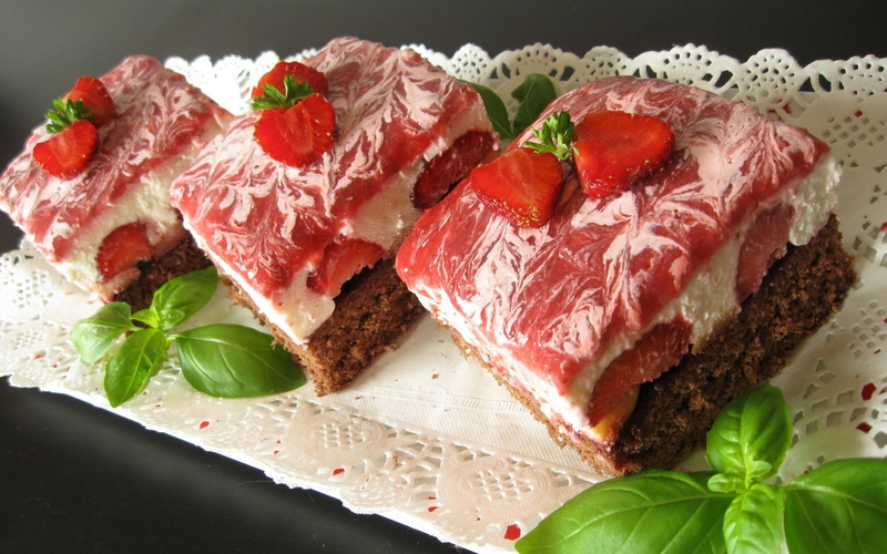 fruit, food, slice, close-up, food And Drink, white, cake, cheese, meal, refreshment, layers, plant part, strawberry, temptation, beef, pastry, mint leaf - culinary