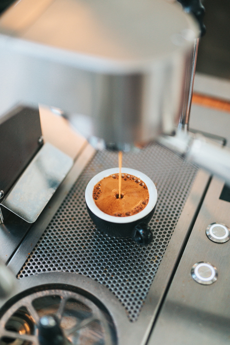 pouring, teacup, stove, equipment, hot drink, food, drip, heat - temperature, coffeemaker, cup, drop, coffee - drink, close-up, drink, selective focus