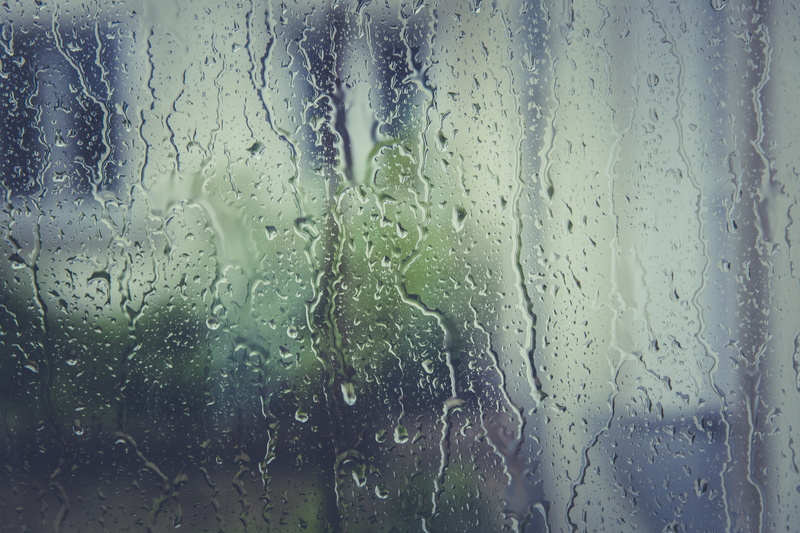 rain, droplets, glass - material, shiny, run off, purity, nature, liquid, covered, moisture, drip, reflection, fogging, backgrounds, close-up, glass, day