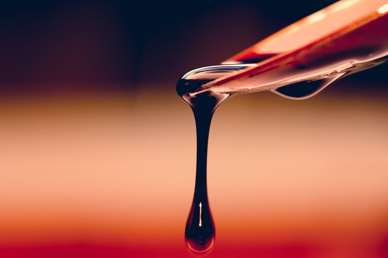 close-up, drop, close, Sweet Harmony, drink, 5K, liquid, CAROB  SYRUP, drips, MACRO, splashing, red, MONDAYS, pouring, photo, ICE CREAM, spoon, black