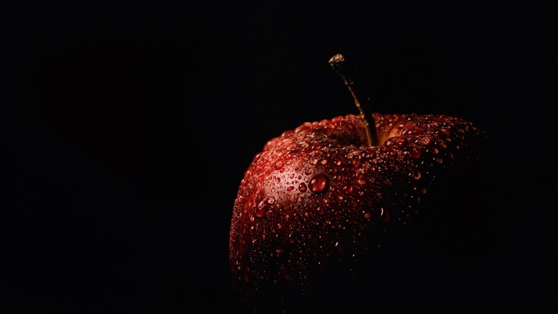 dorps, night, apple, macro photography, darkness, 4K, waterdrops, dark