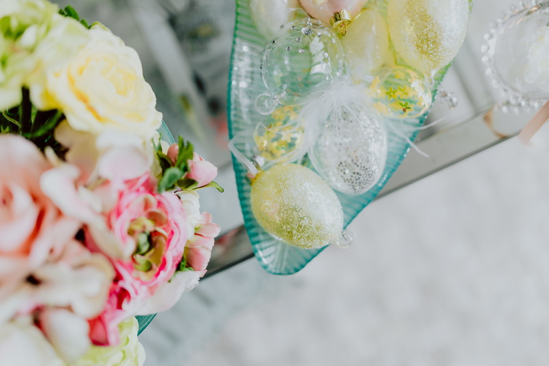 5K, freshness, no people, table, drink, rose, colorfull, flower arrangement, decor, event, glass, home decor, flower head, celebration, decorations, spring
