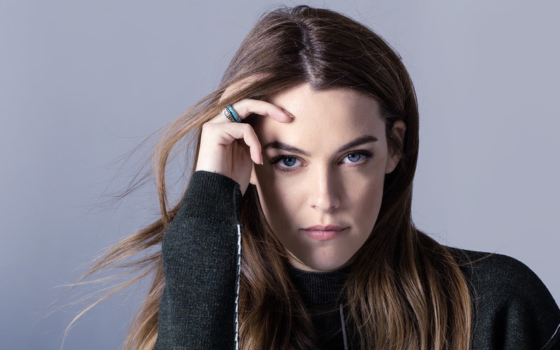 long hair, hairstyle, beautiful woman, young adult, portrait, hair, 1080P, young women, looking at camera, riley keough  new hd, one person, headshot