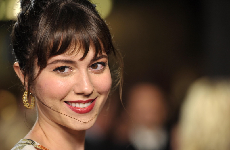 mary elizabeth winstead, brunette girl, 4K, winstead, smile, elizabeth, mary, glance, celebrities