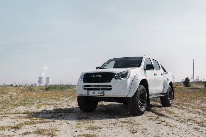 field, transportation, land vehicle, trucks, tuning, custom, day, mode of transportation, travel, no people, 4K, tire, truck, clear sky, environment, isuzu