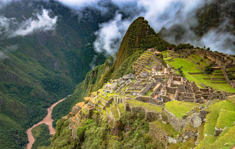 the view from the top, the ruins, river, forest, Machu Picchu, trees, clouds, 2K, mountains, height, abyss, Peru, Andes, gorge
