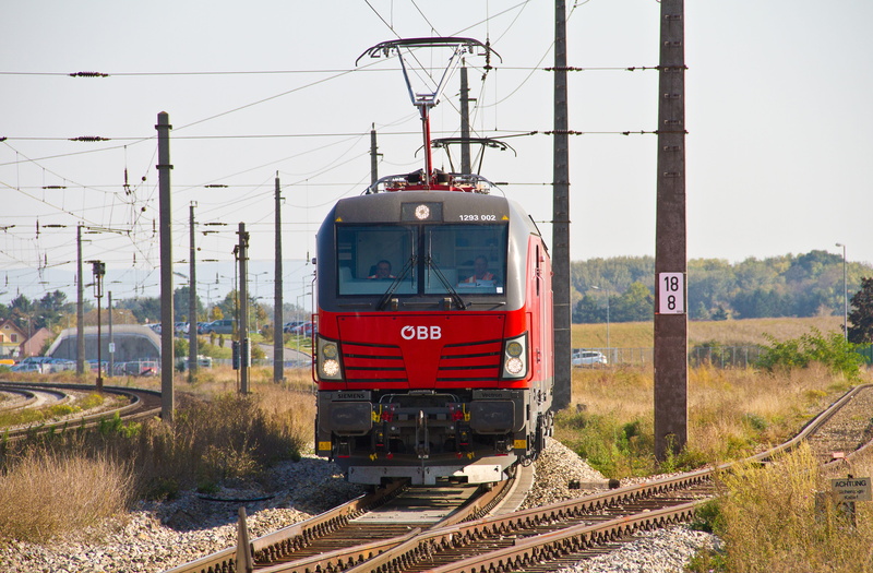 public transportation, loco, day, power line, nature, technology, freight train, power supply, train, sky, vectron, track, outdoors, transportation, locomotive
