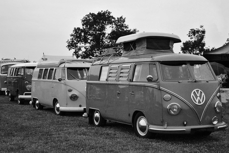 security, vw camper, vehicle, government, tree, architecture, camper, camping, sky, vintage, outdoors, wagon, volkswagen, transportation, day, motor vehicle