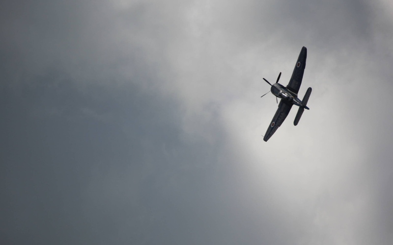 air vehicle, airplane, overcast, propeller, mid-air, silhouette, cloud - sky, directly below, low angle view, day, 2K, planes, on the move, aerobatics