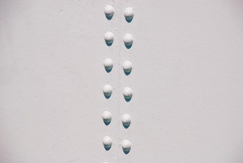 points, 4K, blanc, raindrop, studio shot, healthcare and medicine, graphisme, close-up, dose, in a row, pill, medicine, ligne, no people, arrangement