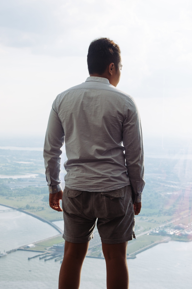 outdoors, new york, beauty in nature, dom tower, united states, land, observe, men, lifestyles, sky, silhouette, sea, one person, one world observatory