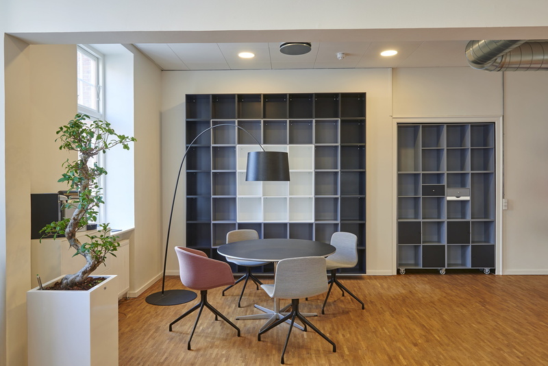 no People, wealth, 2K, table, lamp, furniture, apartment, window, flooring, chair, contemporary, luxury, lighting equipment, book shelves, indoors, design