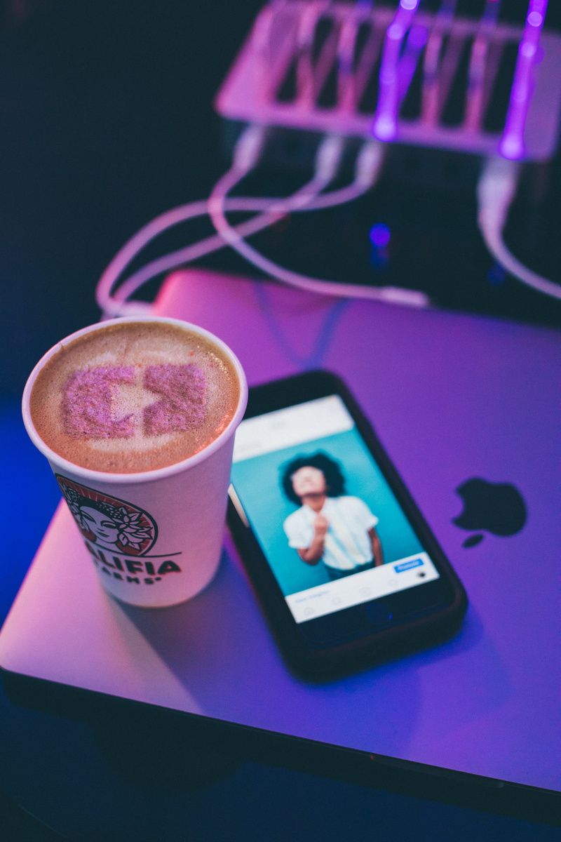 non-alcoholic beverage, communication, drink, table, portable information device, photo, instagram, haze, still life, colorful, 35mm, igtv, coffee - drink