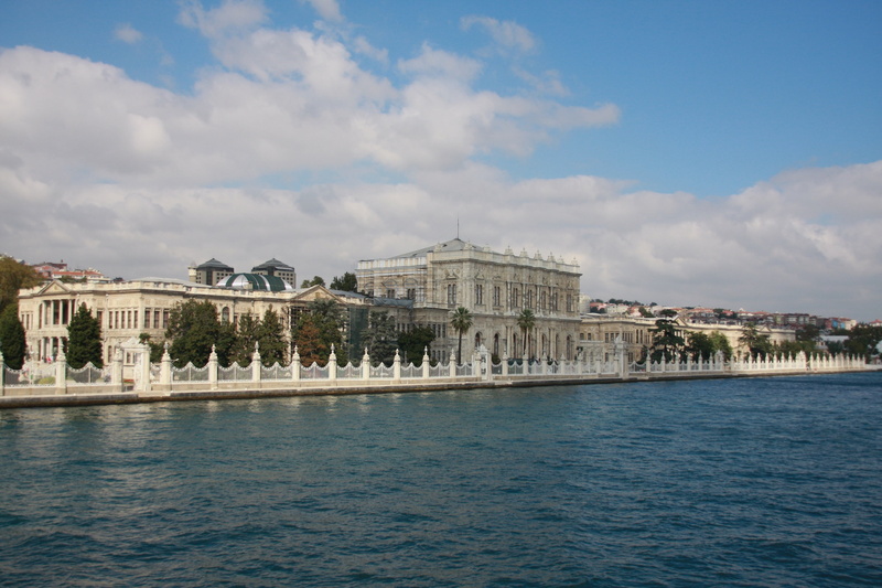 cloud - sky, no people, the past, water, building, dolmabahçe palace, turkey, palace, architecture, government, 4K, history, travel destinations, istanbul