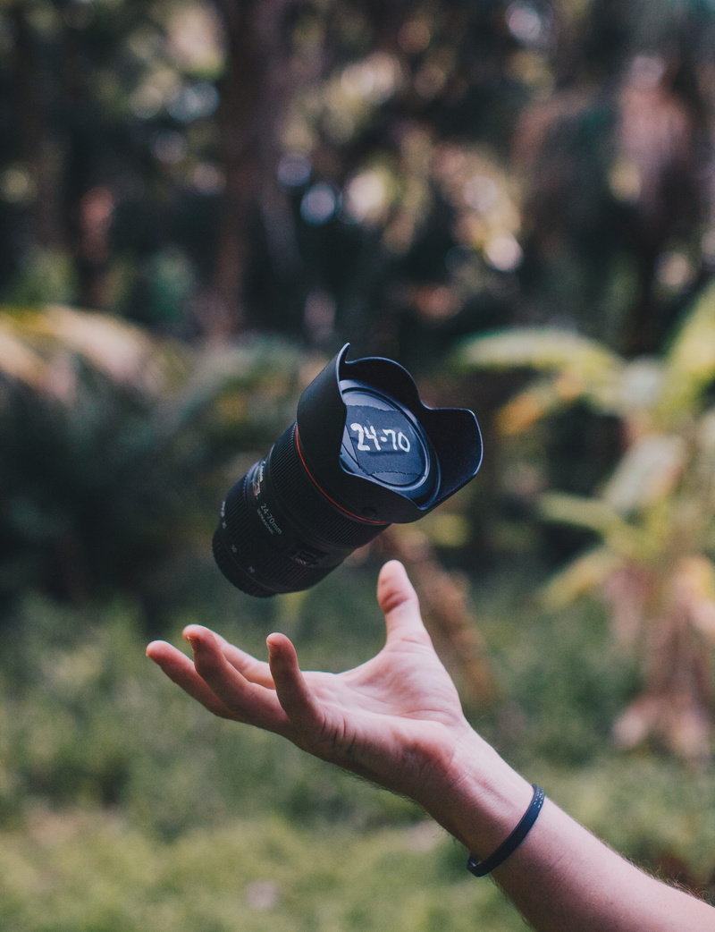 catching, camera, photography, outdoors, 4K, holding, floating, focus on foreground, hand, nature, shallow, one Person, black, adults only, human finger