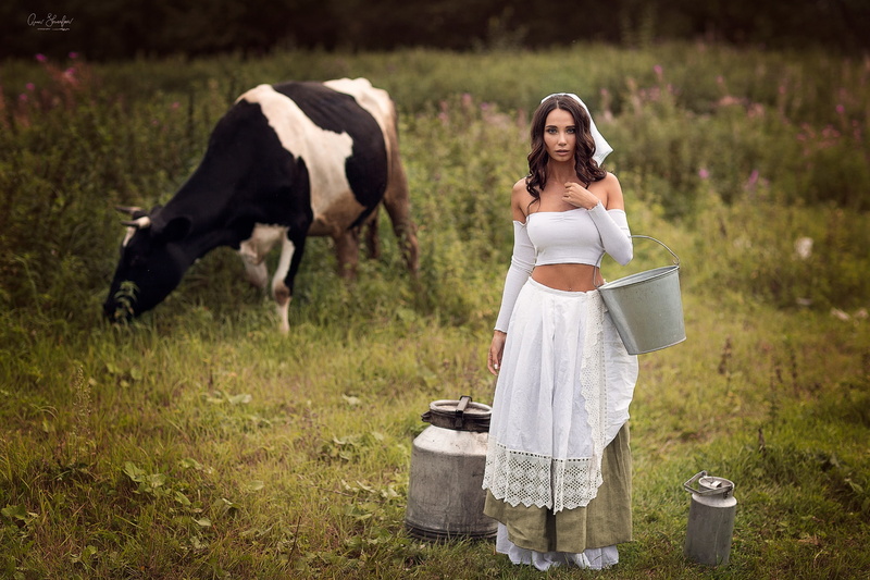 cow, bucket, women, model, juggs, women outdoors, animals, 1080P