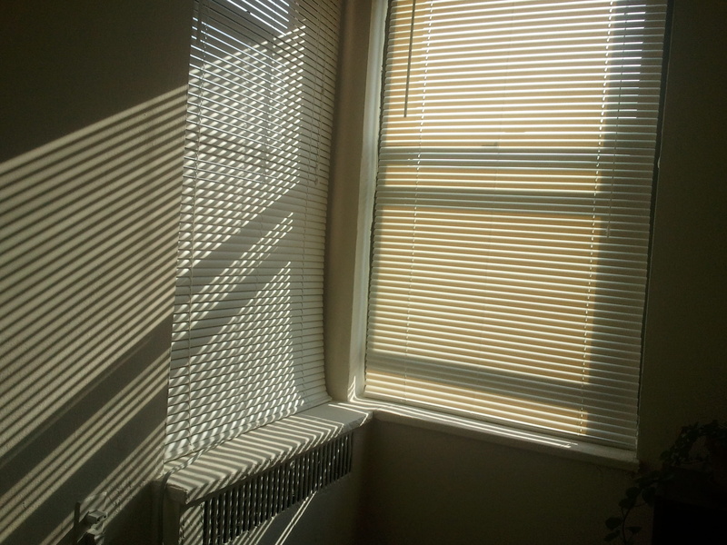 lines, shutter, sunrise, domestic room, sun, pattern, day, room, wall - building feature, ray, 2K, windows, blinds, heater, close-up, building, architecture