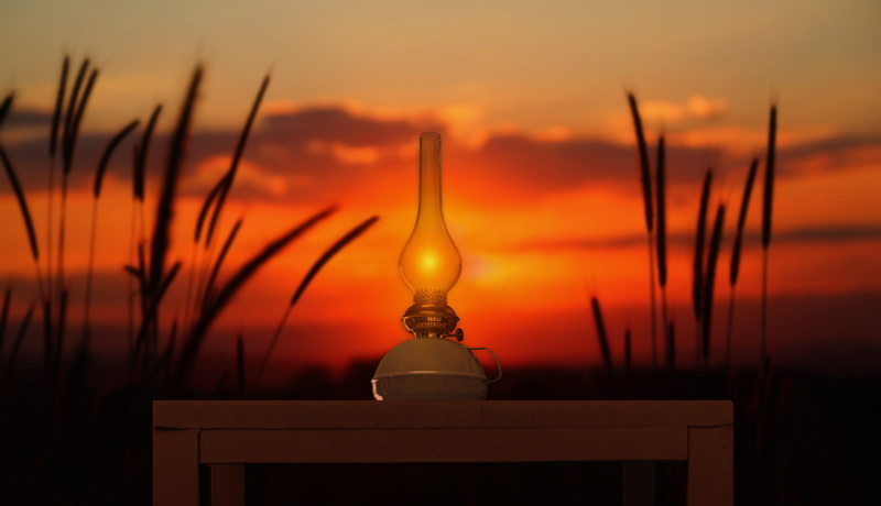 bill, no people, tranquil scene, luxury, nature, beauty in nature, silhouette, afterglow, sun, lighting equipment, dusk, lamp, base, outdoors, table, romance