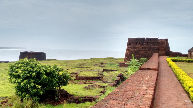 Travels, near, old ruin, cloud - sky, grass, fort, india travels, stone, water, Kerala, the past, history, day, plant, architecture, green color, body