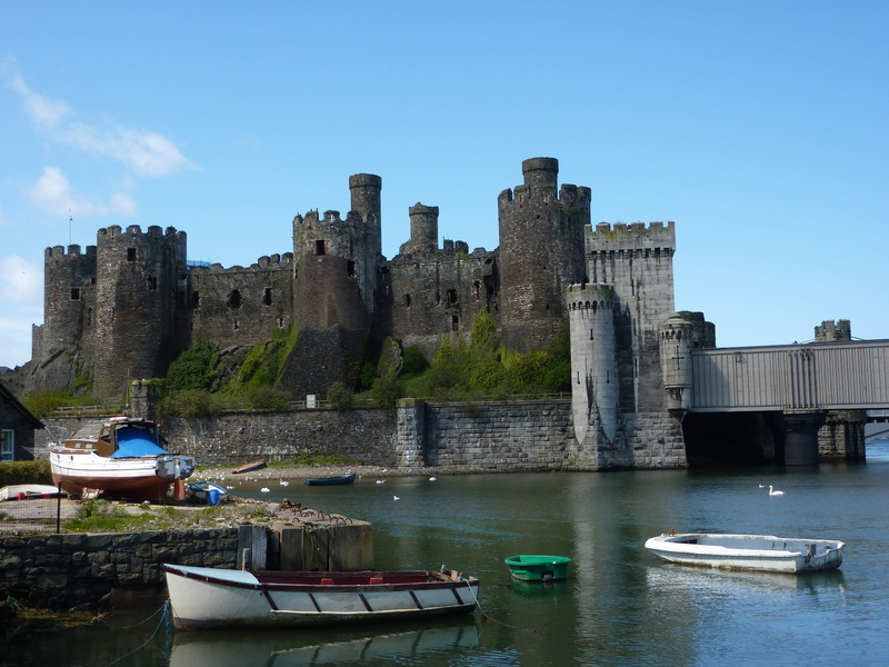building exterior, conwy castle, wales, outdoors, built structure, history, 2K, no people, historical, nature, turret, nautical vessel, fort, transportation