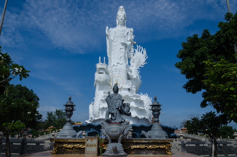 nature, human representation, representation, Architecture, temple, Statue, built structure, cultural, art and craft, sculpture, day, outdoors, male likeness