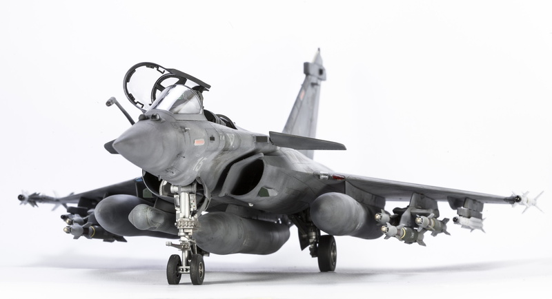 cockpit, dassault rafale, armed forces, military airplane, plane, military, single object, mode of transportation, aerospace industry, explosive, pilot