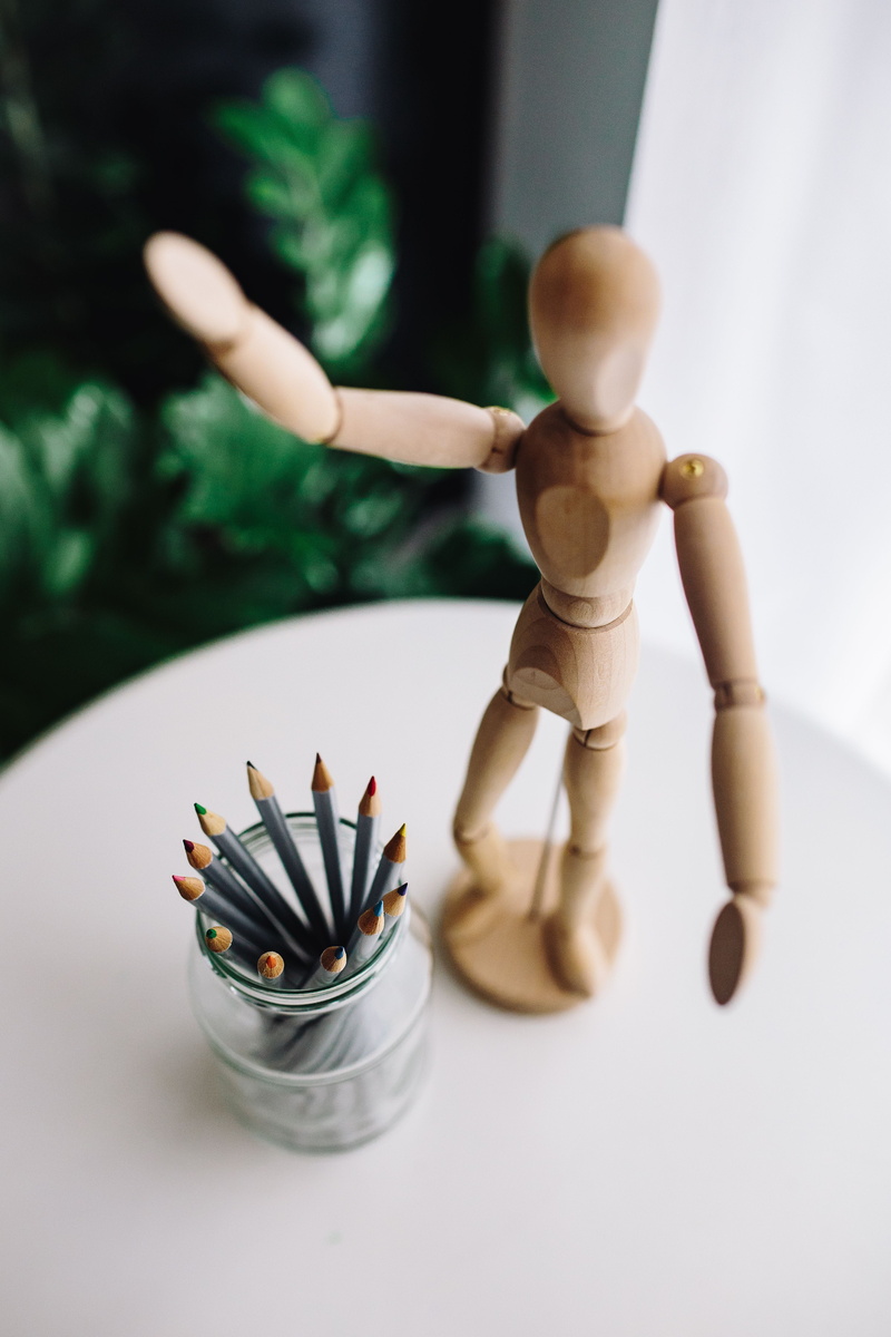 manerquin, wooden, craft, human representation, toy, representation, human hand, 5K, figurine, various, human body part, still life, wood - material, high angle view